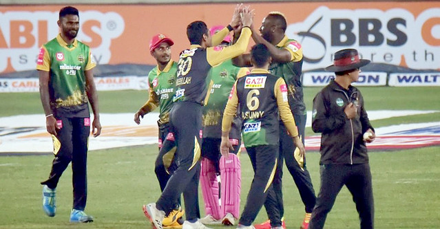 রাসেল, রিয়াদের চার ছক্কার শেষ মুহূর্তের ব্যাটিং ঝড়ে শেষ হলো ঢাকা ও বরিশালের ম্যাচ