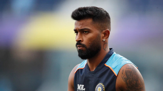 শেষ রক্তবিন্দু দিয়ে চেষ্টা চালাচ্ছেন হার্দিক পান্ডিয়া
