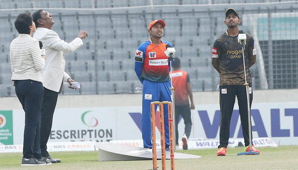 বিপিএল: শেষ হলো সিলেট ও খুলনার মধ্যকার ম্যাচের টস