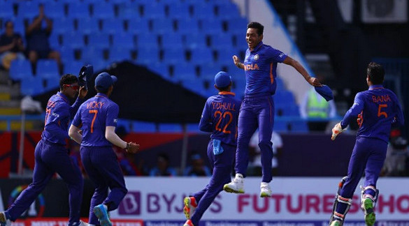 বিশ্বকাপ ফাইনাল: জয়ের জন্য ভারতকে যত রানের টার্গেট দিল ইংল্যান্ডে