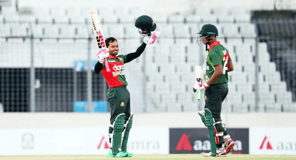 সদ্য প্রকাশিত আইসিসির ওয়ানডে র্যাঙ্কিংয়ে ম্যাচ না খেলেও শীর্ষে মুশফিক
