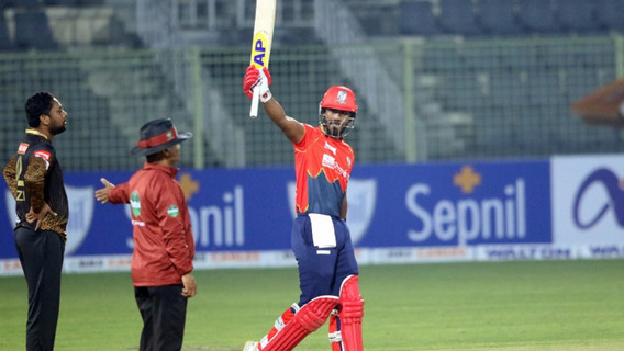 ব্রেকিং নিউজ: বিপিএলে দুর্দান্ত ব্যাটিং করে অনেক বড় সুখবর পেলো মুনিম শাহরিয়ার