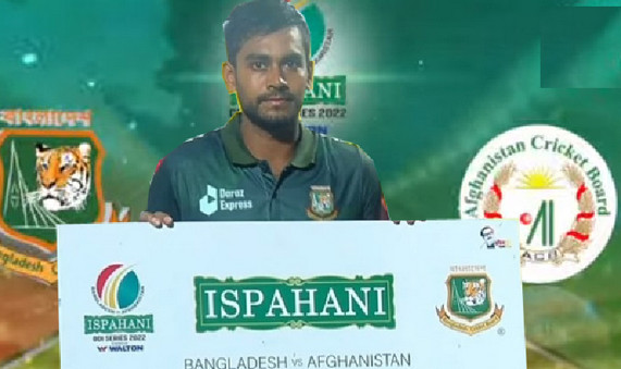 ইনিংসের মাঝে আফিফের এক কথায় পাল্টে যায় মিরাজ