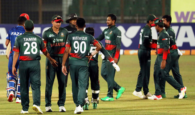 নতুন মাইলফলোকের সামনে দাড়িয়ে বাংলাদেশ