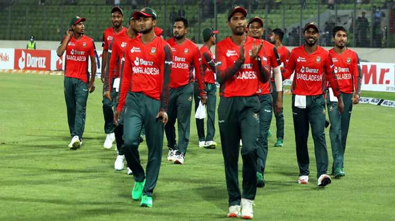 ক্রিকেট ইতিহাসের প্রথম দল হিসেবে নতুন রেকর্ড লিখলো বাংলাদেশ