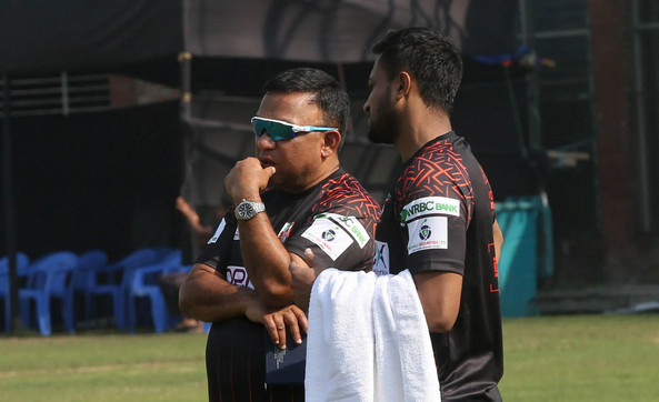 সাকিব টেস্ট না খেলুক, আই ডোন্ট কেয়ার: সুজন