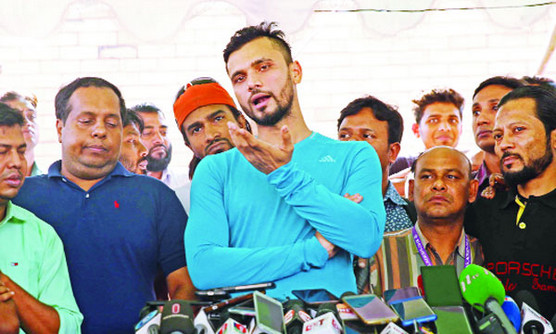 সৌম্য-বিজয়-ইমরুলদের নিয়ে অধিনায়কের কথা বলা উচিত: মাশরাফি
