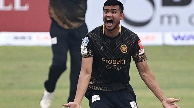 আইপিএলে ডাক পেয়েছেন তাসকিন, সিদ্ধান্ত জানাতে সময় নিচ্ছেন বোর্ড
