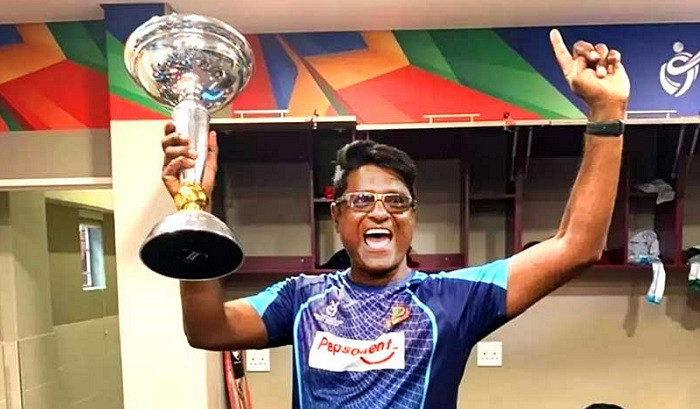 ব্রেকিং নিউজ: পদত্যাগ করলেন বাংলাদেশকে বিশ্বকাপ এনে দেয়া কোচ নাভিদ নেওয়াজ