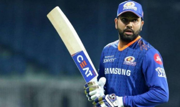 আর একবার ভুল করলেই নিষিদ্ধ হবেন রোহিত