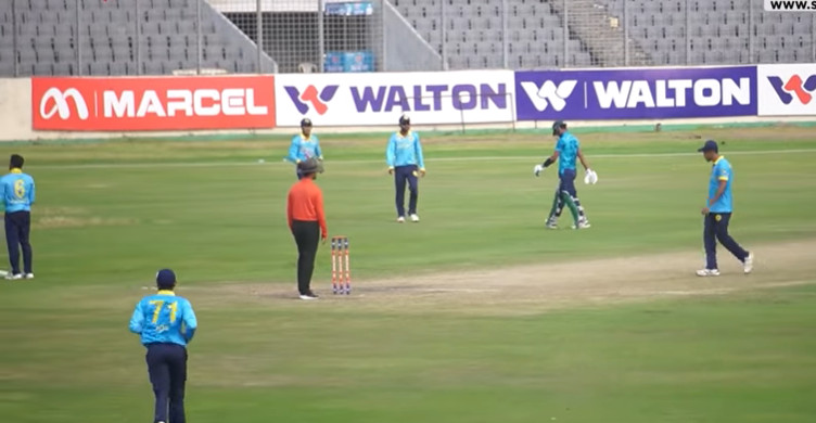 ঘরোয়া ক্রিকেট আবারও সেই বাজে আম্পায়ারিং, জন্ম দিল নতুন আলোচনার