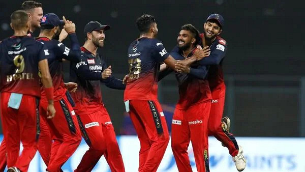 IPL Points Table: সেরা চার থেকে ছিটকে গেল কলকাতা, পয়েন্ট টেবিলে বড় লাফ ব্যাঙ্গালোর ও লখনউ’র