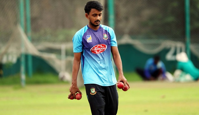 বিসিবির কথায় পাল্টে গেল আমিনুল ইসলাম বিপ্লব, ব্যাটিংয়ের পাশাপাশি বোলিংয়ে পাচ্ছে অতিরিক্ত টার্ন