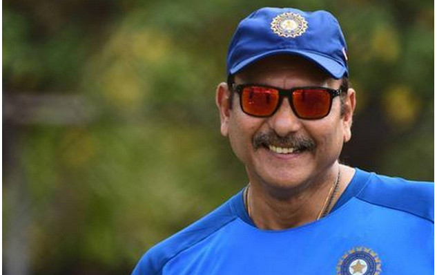 পান্ত বা হার্দিক নয় আইপিএলের সেরা অধিনায়কের নাম জানালেন রবি শাস্ত্রী
