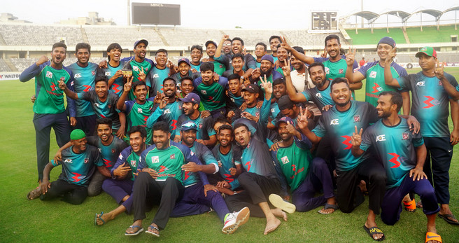 বিপিএল পর ডিপিএলেও শিরোপা জিতলো ইমরুল