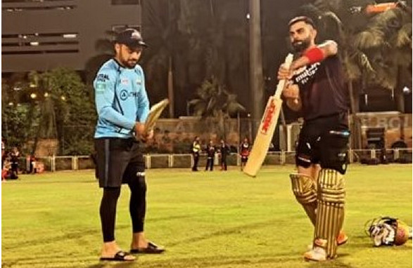 রশিদকে মূল্যবান উপহার দিলেন কোহলি
