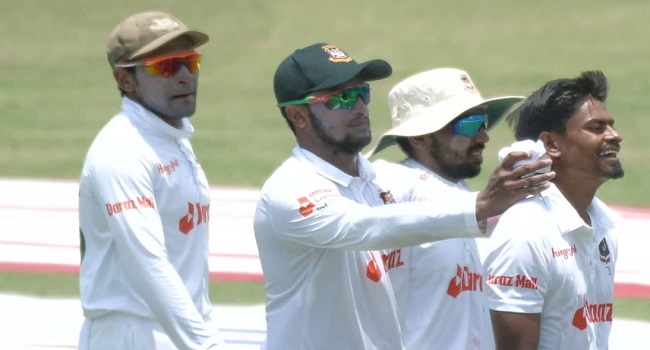 দ্বিতীয় টেস্ট ম্যাচ শুরুর আগে একসাথে দু:সংবাদ পেল বাংলাদেশ ও শ্রীলঙ্কা