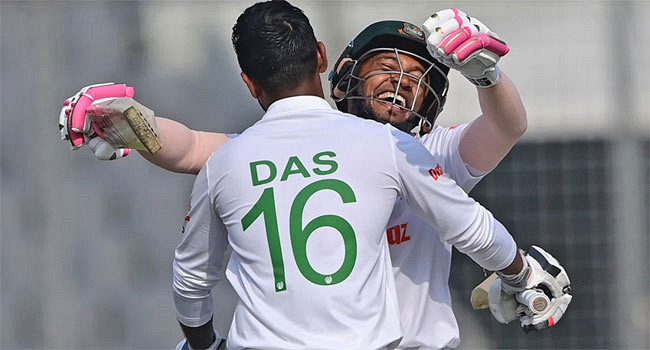 আফসোস নিয়ে শেষ হলো বাংলাদেশের প্রথম ইনিংস, দেখেনিন সংক্ষিপ্ত স্কোর