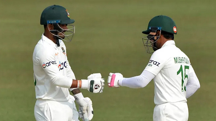বাবর-খাজাদের পেছনে ফেলে টেস্ট চ্যাম্পিয়নশিপে দ্বিতীয় সর্বোচ্চ রান সংগ্রাহক তালিকায় এক বাংলাদেশী