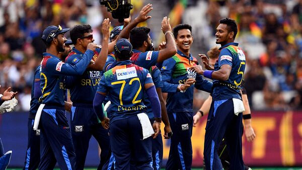 অবিশ্বাস্য: ১২ ওভারে পড়লো ১৮ উইকেট, ম্যাচের ফলাফল হলো টাই