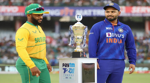 ব্যাটিংয়ে ভারত, দেখেনিন দুই দলের একাদশ