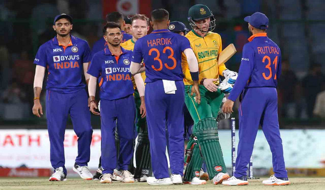 ঋষভ পন্থের ভারতকে জেতাতে দ্বিতীয় টি২০তে দলে আসবেন এই জাদুকরী বোলার
