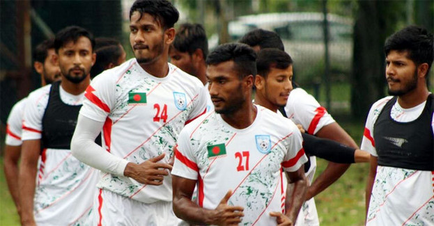 কিছুক্ষণের মধ্যে মালয়েশিয়ার বিপক্ষে মাঠে নামছে বাংলাদেশ, দেখেনিন একাদশ