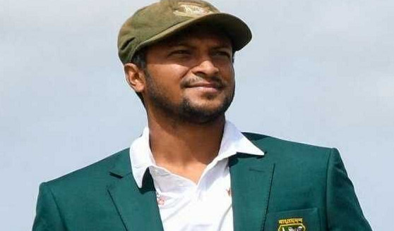ব্যাটারদের কেউ মুখে তুলে খাইয়ে দিবে না : সাকিব