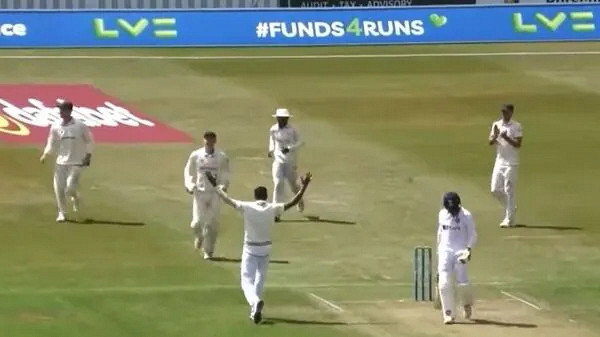 ৪ উইকেট হারালো ভারত, আগ্রাসী ব্যাটিং শ্রেয়সের, দেখেনিন সর্বশেষ স্কোর