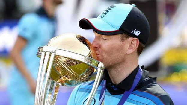অবসরে বিশ্বকাপ জয়ী অধিনায়ক