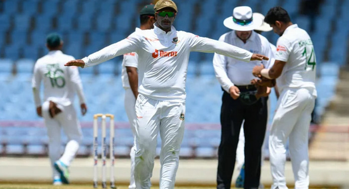 ‘বাংলাদেশে টেস্ট দেখে কয়জন পাল্টা প্রশ্ন সাকিবের