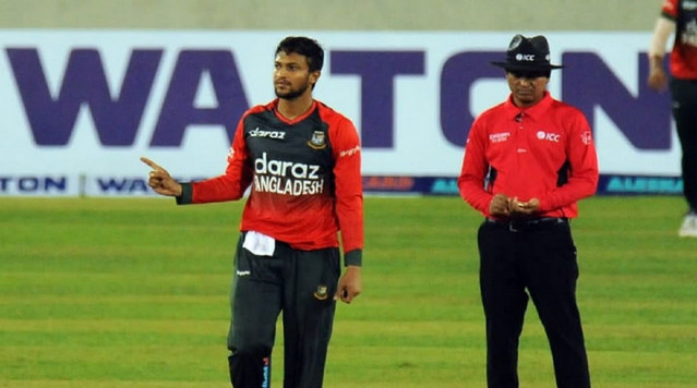 দল হারলেও বিশ্বরেকর্ড গড়লেন সাকিব