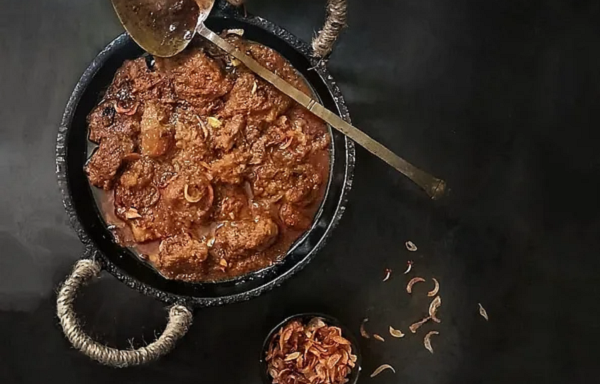 আপেল দিয়ে গরুর মাংস রান্না