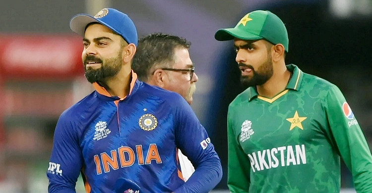বাবরের সমর্থনের জবাবে পাল্টা জবাব দিলেন কোহলি