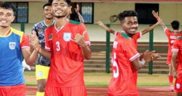 হাড্ডাহাড্ডি লড়াইয়ে শেষ হলো ভারত বনাম বাংলাদেশের খেলা. দেখেনিন ফলাফল