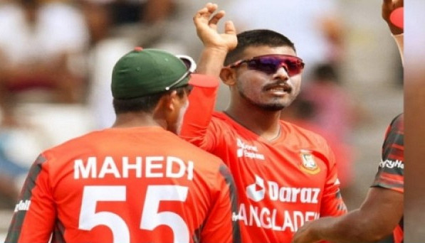 টি-টোয়েন্টি ক্যারিয়ারের প্রথম পাঁচ উইকেট তুলে নিলেন মোসাদ্দেক, দেখেনিন সর্বশেষ স্কোর