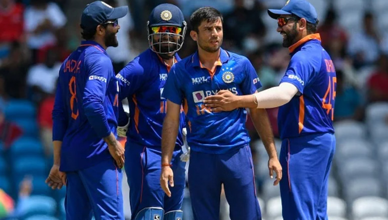 এশিয়া কাপ ও বিশ্বকাপের জন্য দল ঘোষণা করতে চলেছে ভারত, বাদ পড়তে বেশ কয়েক জন তারকা ক্রিকেটার