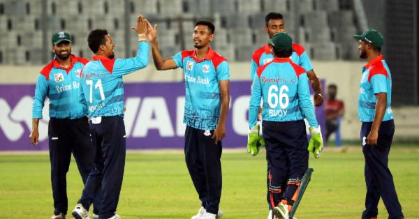 প্রশ্নবিদ্ধ দেশের ঘরোয়া লীগের মান, আন্তর্জাতিক অঙ্গনে নিজেদের হারিয়ে খুজছেন ক্রিকেটাররা