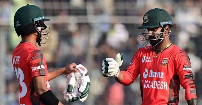 এলোমেলো টিম কম্বিনেশন