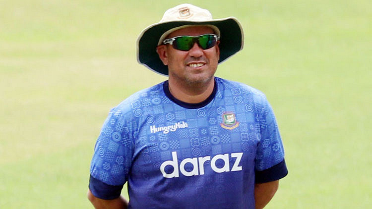 আবারও দৃশ্যপটে রাসেল ডমিঙ্গো, পরিকল্পনাতেই ছিল গলদ