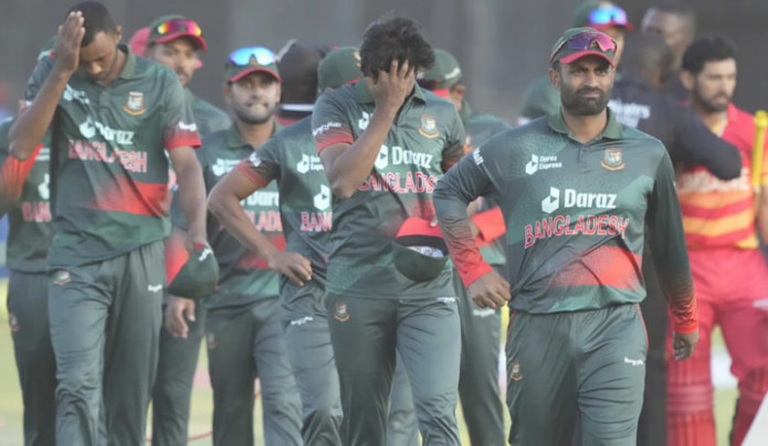 ওদের চারটি, আমাদের নেই: তামিম