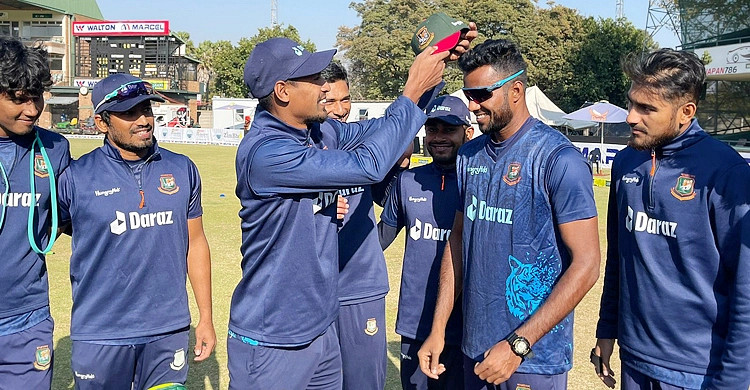 এবাদতের অভিষেক, বদলে গেল অধিনায়ক