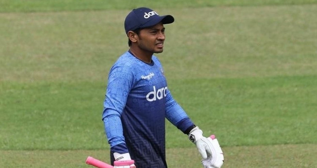 হুট করে মুশফিকুর রহিমকে নিয়ে ফাঁস হয়ে গেল গোপন তথ্য