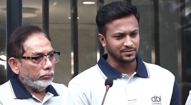 ‘২-১ দিনে পরিবর্তন হবে ভাবলে আমরা বোকার রাজ্যে আছি’