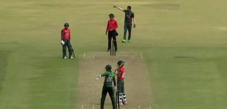 আফিফের ঝড়ো ফিফটি ও মিরাজ-মোসাদ্দেক ব্যাটিং ঝড়ে লাল দলের সংগ্রহ ২২১ রান