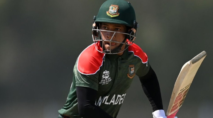 ব্যাটিং বিপর্যয়ে বাংলাদেশ, দেখেনিন সর্বশেষ স্কোর