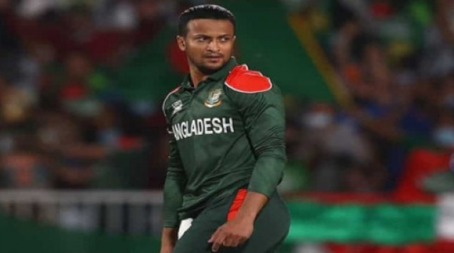 দু:খের মাঝে আইসিসি থেকে দারুন সুখবর পেলেন সাকিব