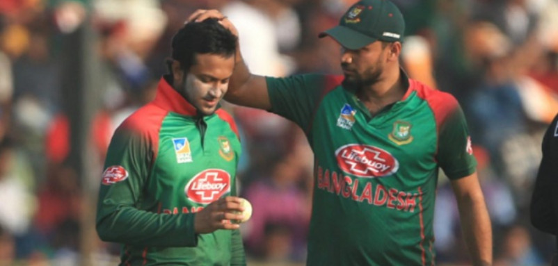 ব্রেকিং নিউজ: বিপিএলে দল কিনবেন সাকিব-মাশরাফী