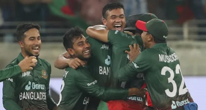ব্রেকিং নিউজ: ৬ পরিবর্তন নিয়ে টি-২০ বিশ্বকাপের জন্য দল ঘোষণা করলো বিসিবি