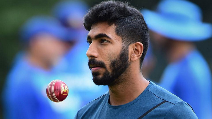 লজ্জার রেকর্ডে গড়লেন বুমরাহ